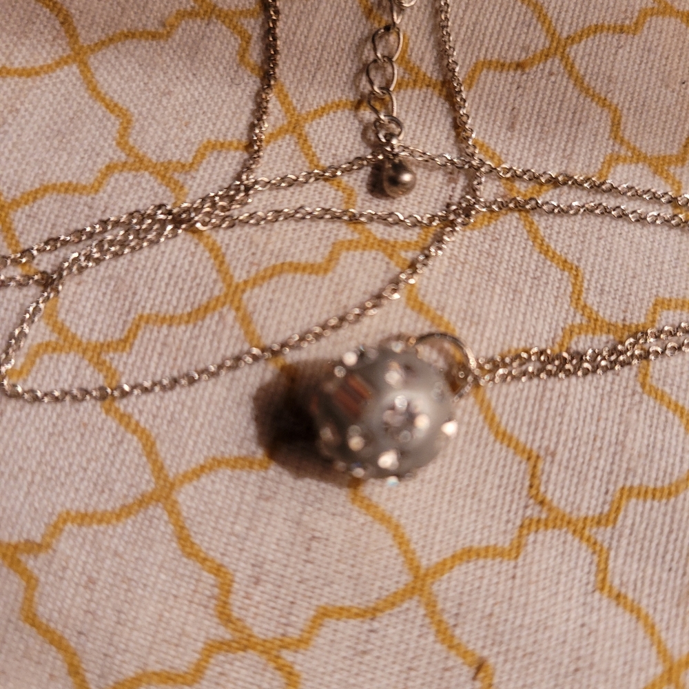 🥳HOST PICK🤩 Beautiful Express Necklace NWT - Picture 3 of 6
